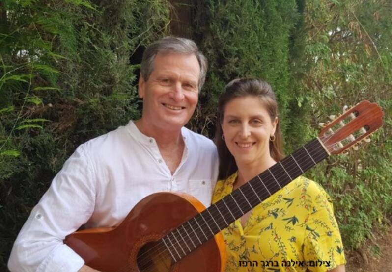 תמונת מופע: מועדון זמר | "מזמרת ליבי" - שרים פרברים ועוד